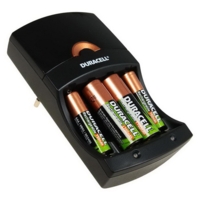 Duracell High Speed Battery Charger   Includes 2xAA 2xAAA